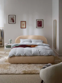 Letto imbottito in bouclé con contenitore Alba