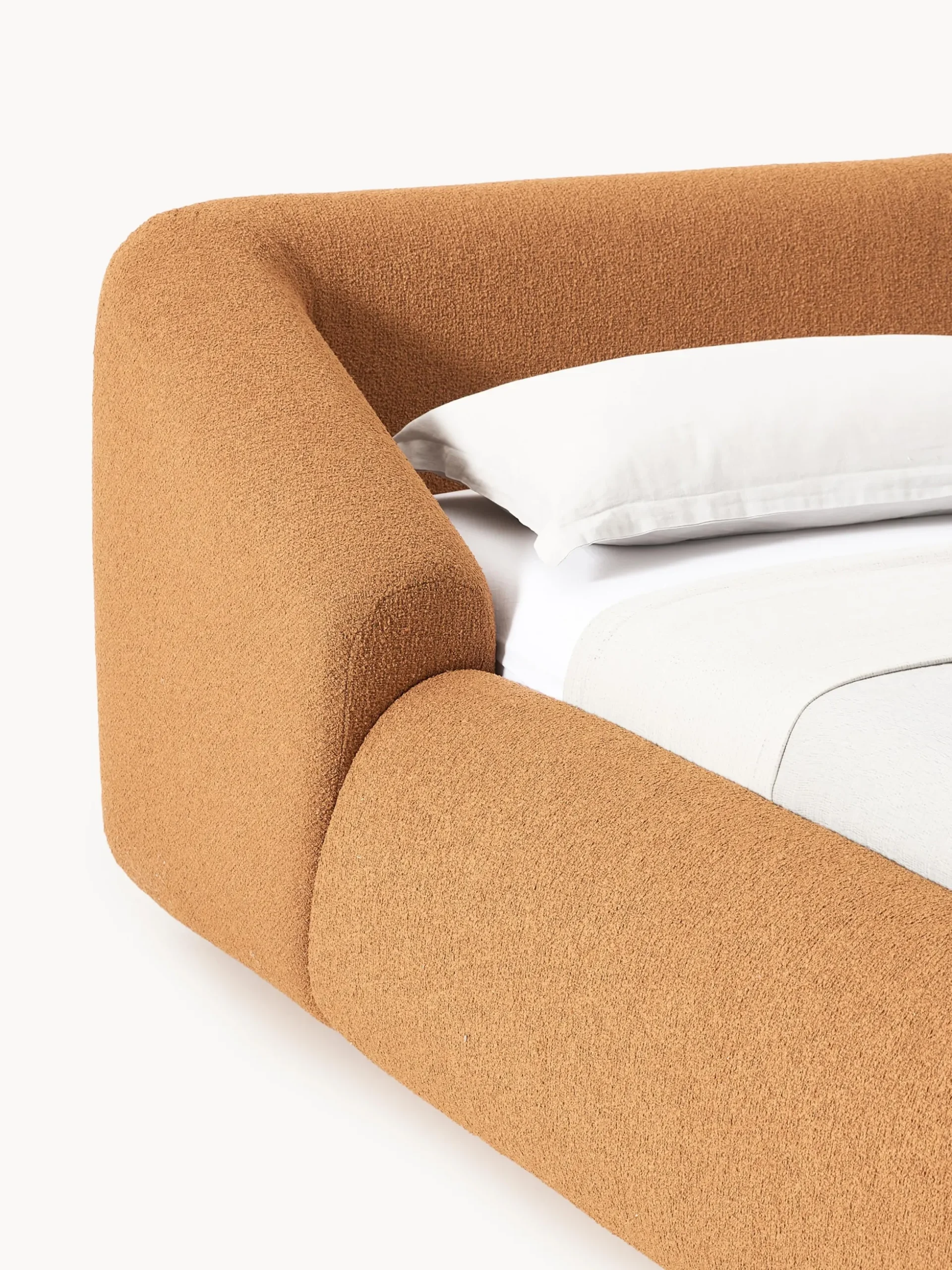 Letto imbottito in bouclé Sofia