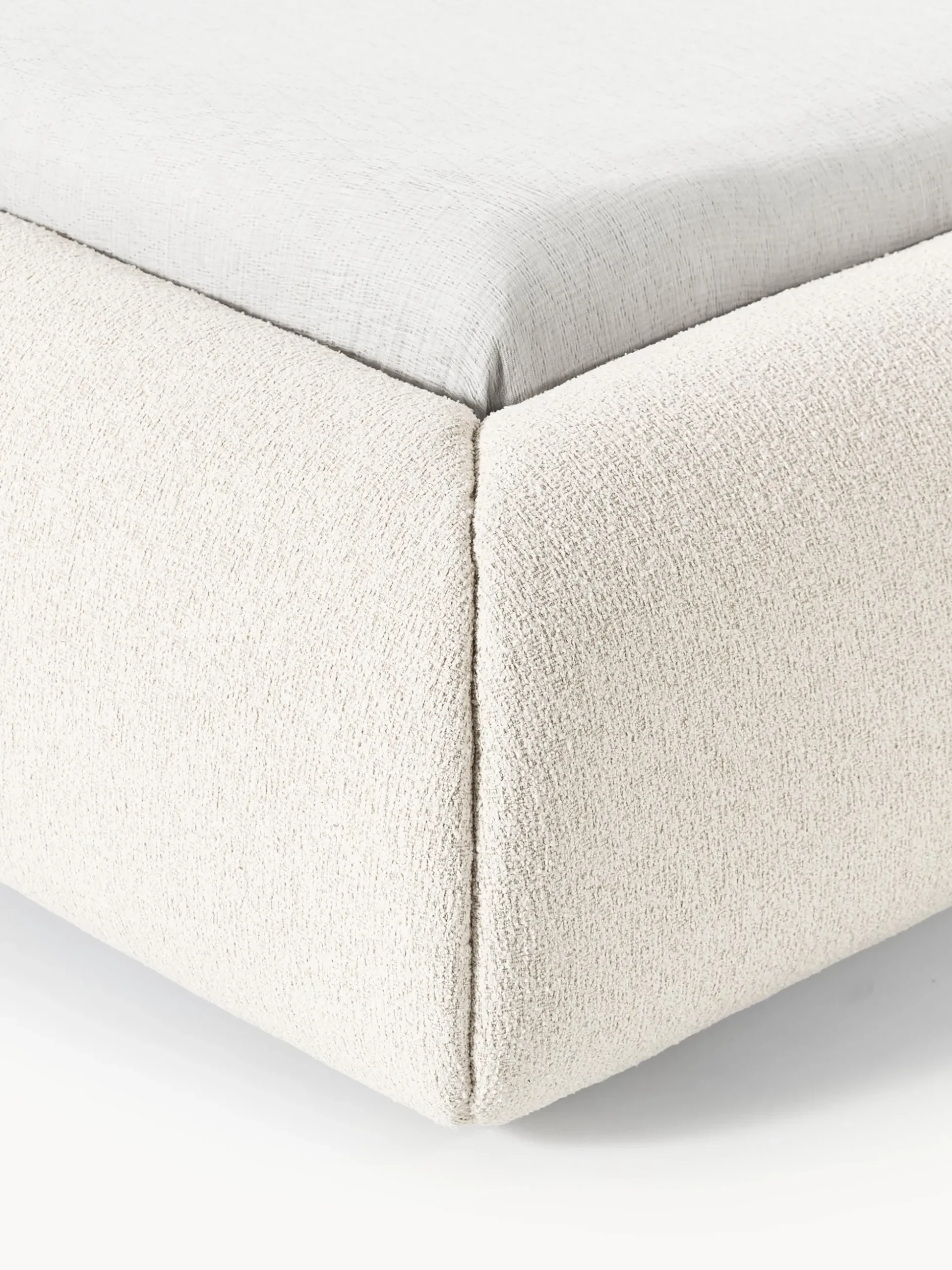 Letto imbottito in bouclé Sofia