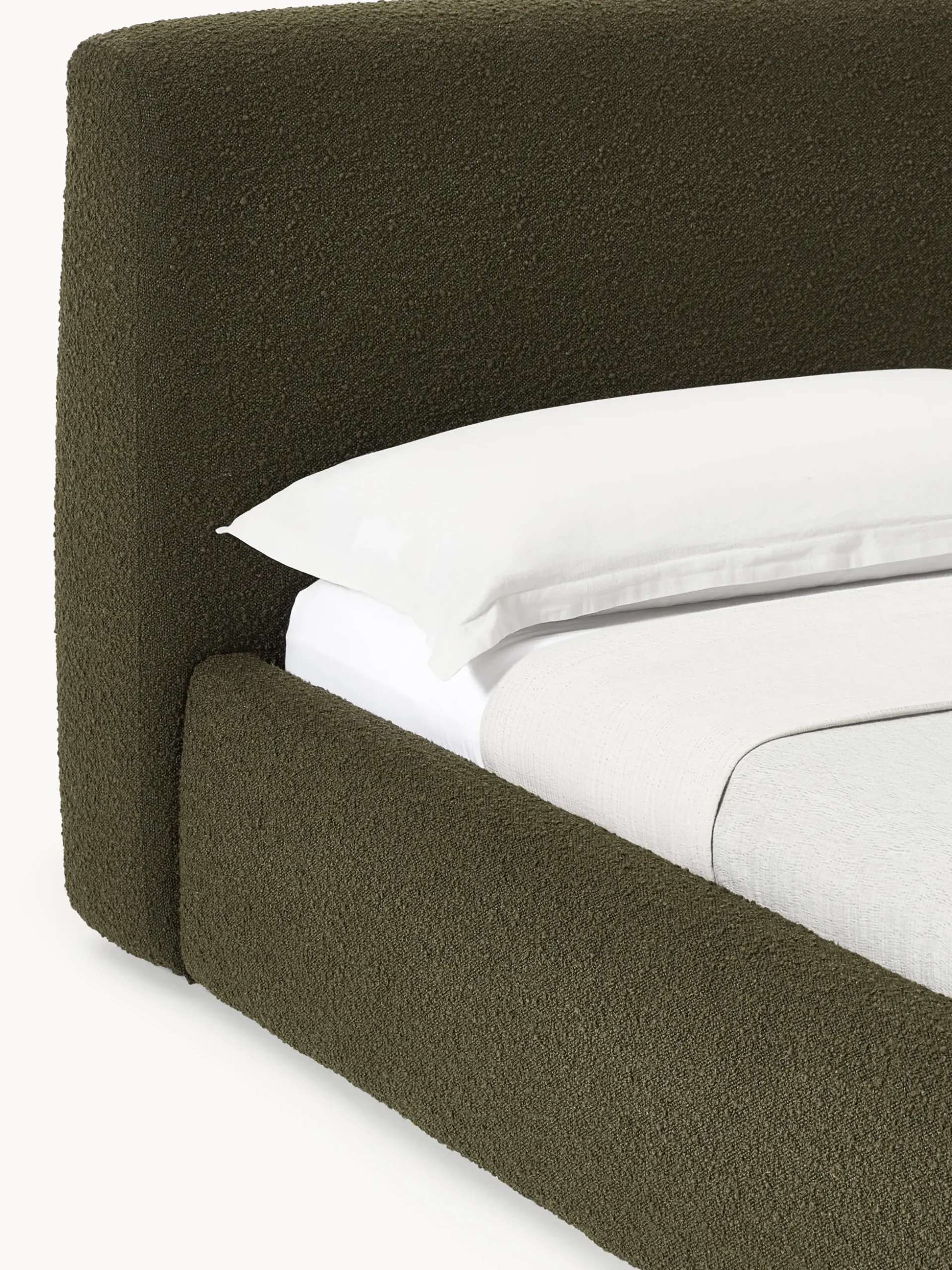 Letto imbottito in bouclé Cloud