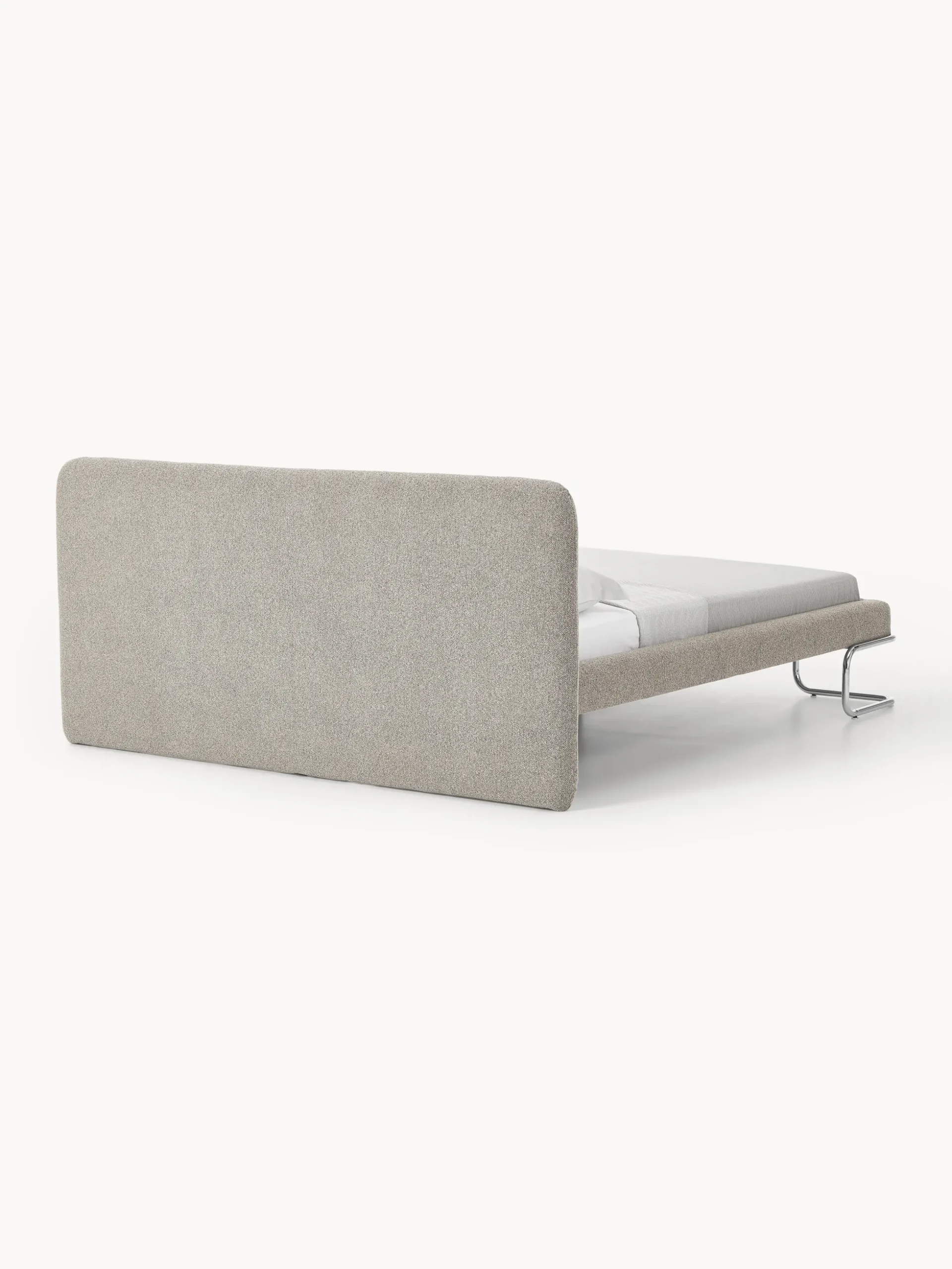 Letto imbottito in bouclé con gambe in metallo Olina