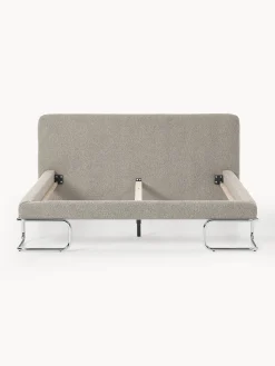 Letto imbottito in bouclé con gambe in metallo Olina
