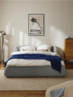 Letto imbottito in bouclé Sofia