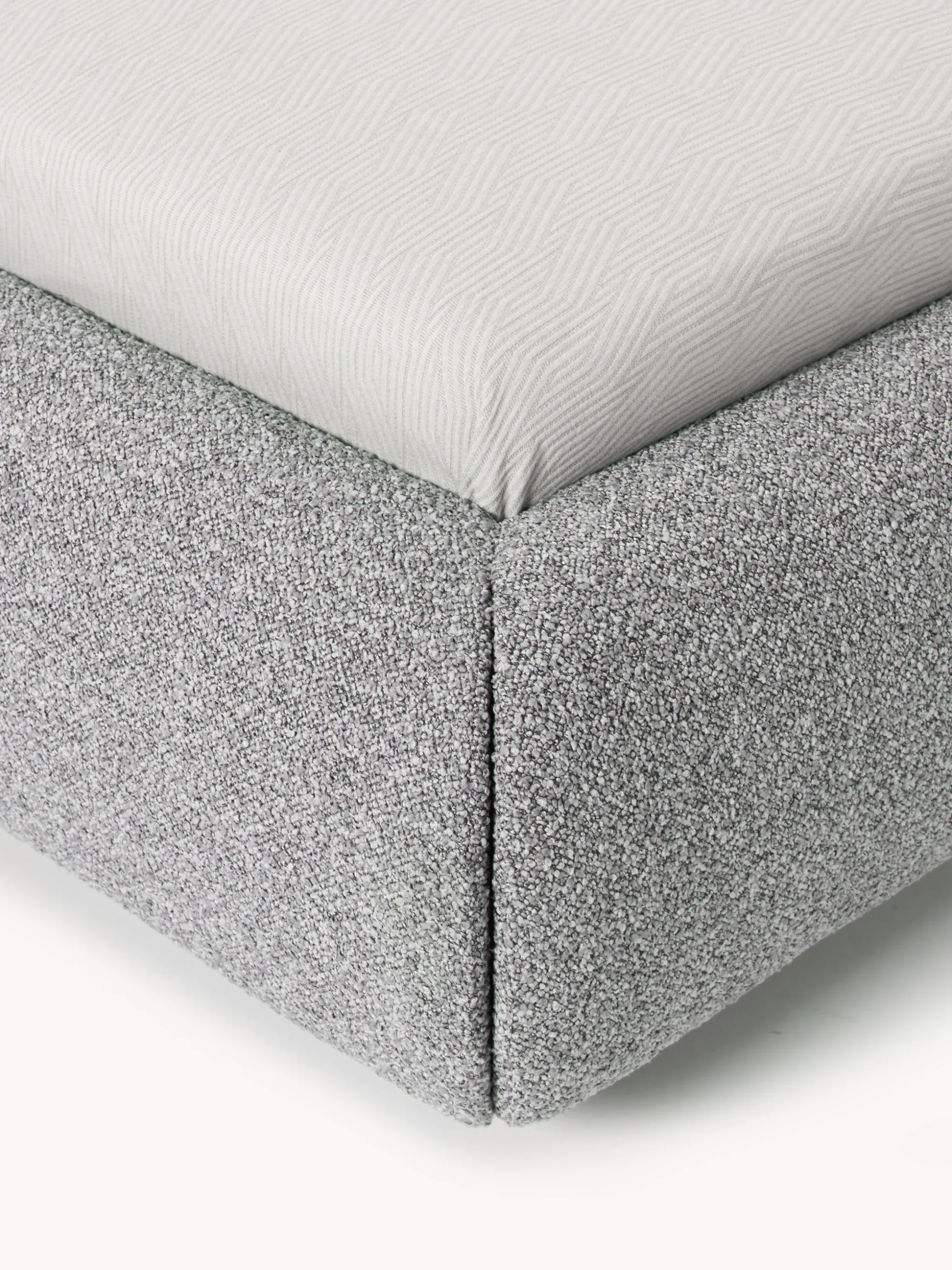 Letto imbottito in bouclé Alba
