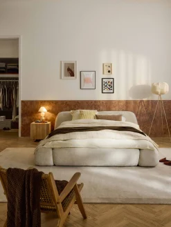 Letto imbottito in teddy bouclé Wolke
