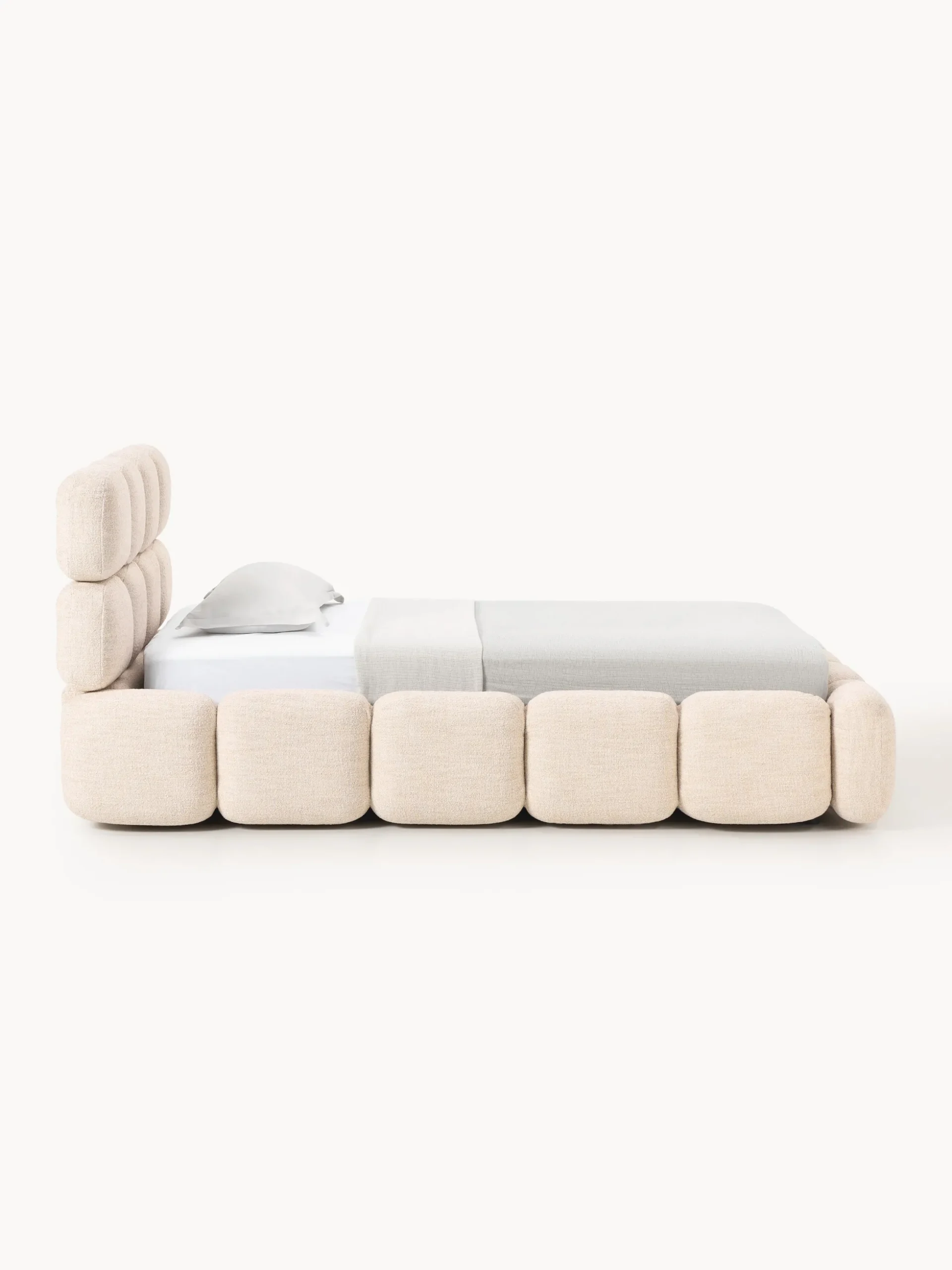 Letto imbottito in teddy bouclé Tayla