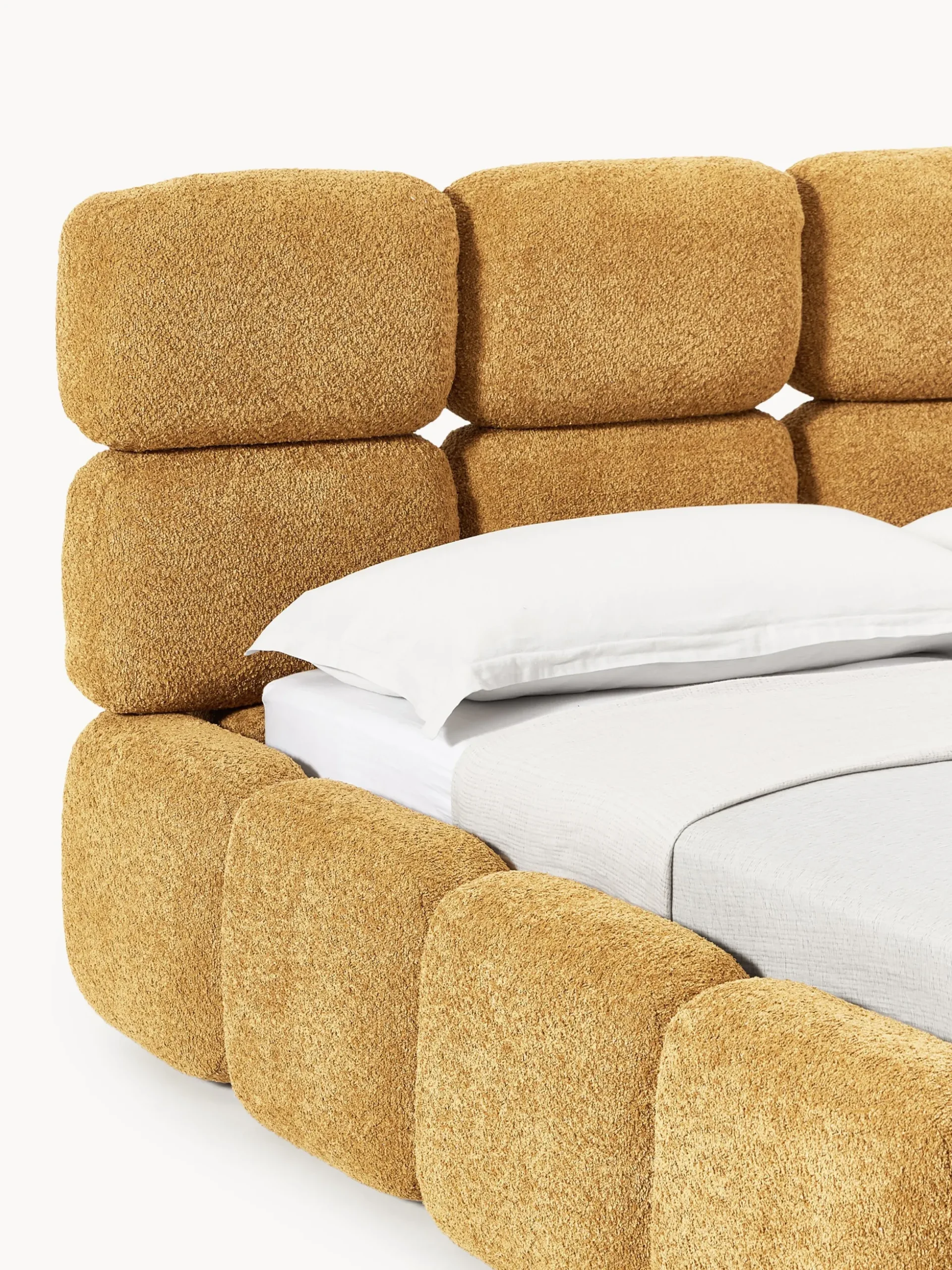 Letto imbottito in teddy bouclé con spazio contenitore aggiuntivo Tayla
