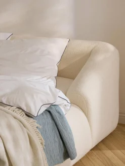 Letto imbottito in teddy Sofia