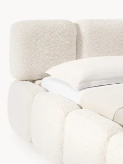 Letto imbottito in teddy-bouclé con spazio contenitore aggiuntivo Tayla