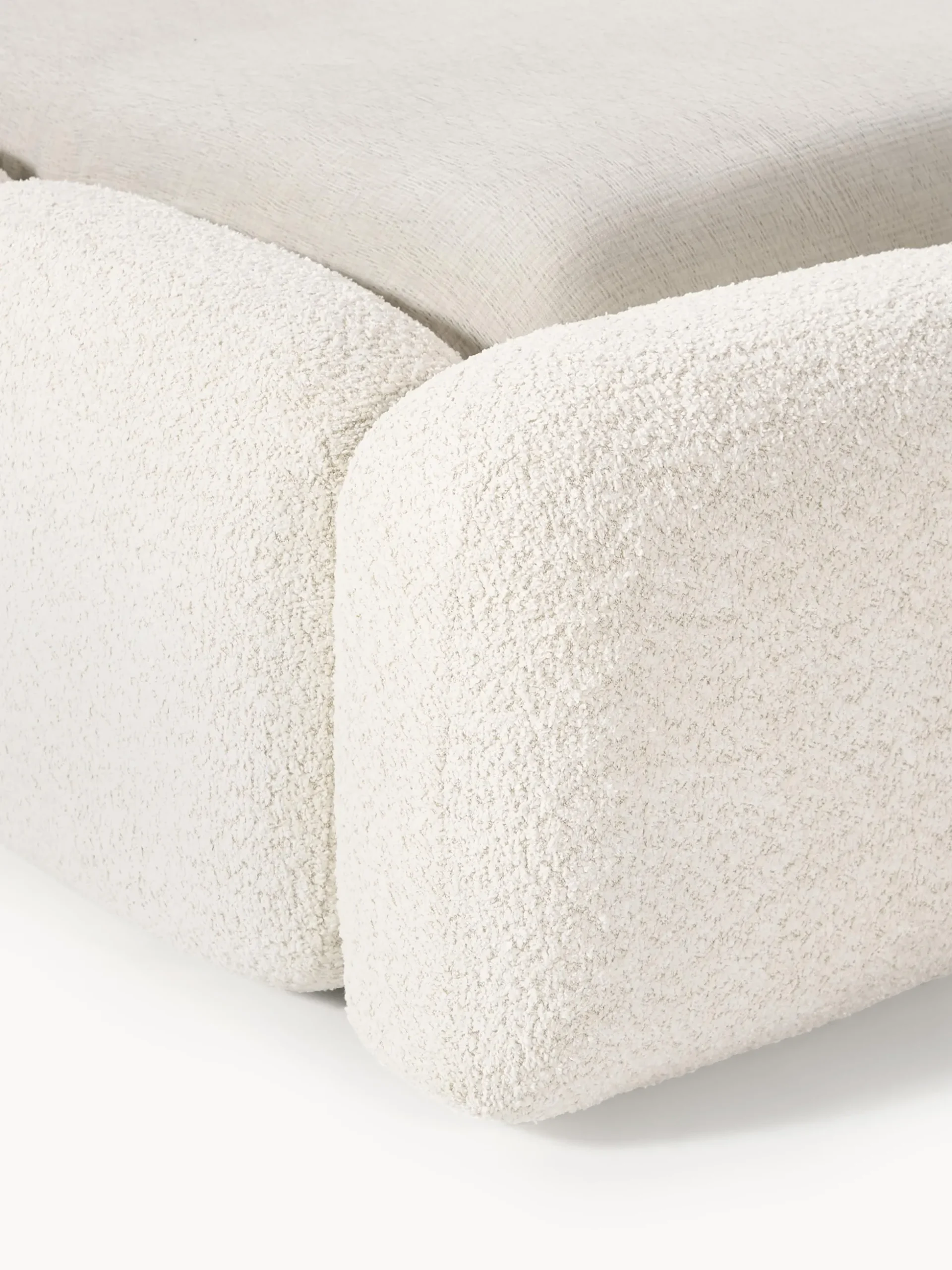 Letto imbottito in teddy-bouclé con spazio contenitore aggiuntivo Tayla