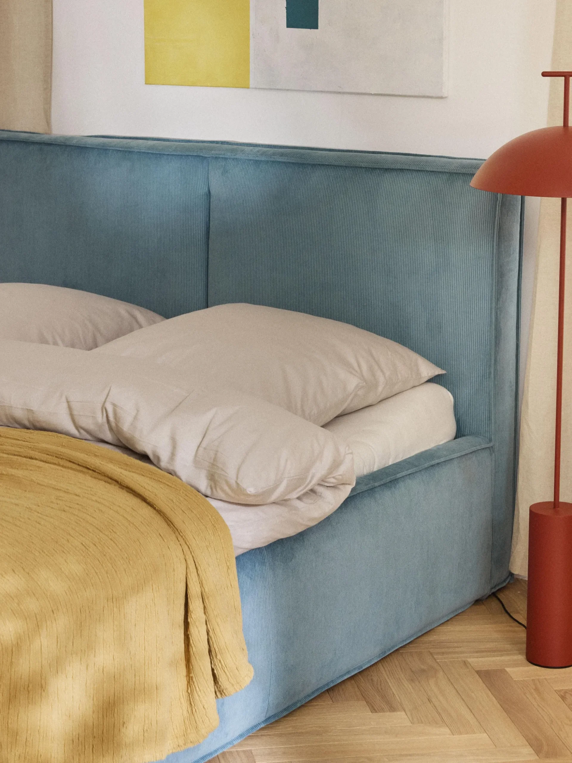 Letto imbottito in velluto a coste Dream