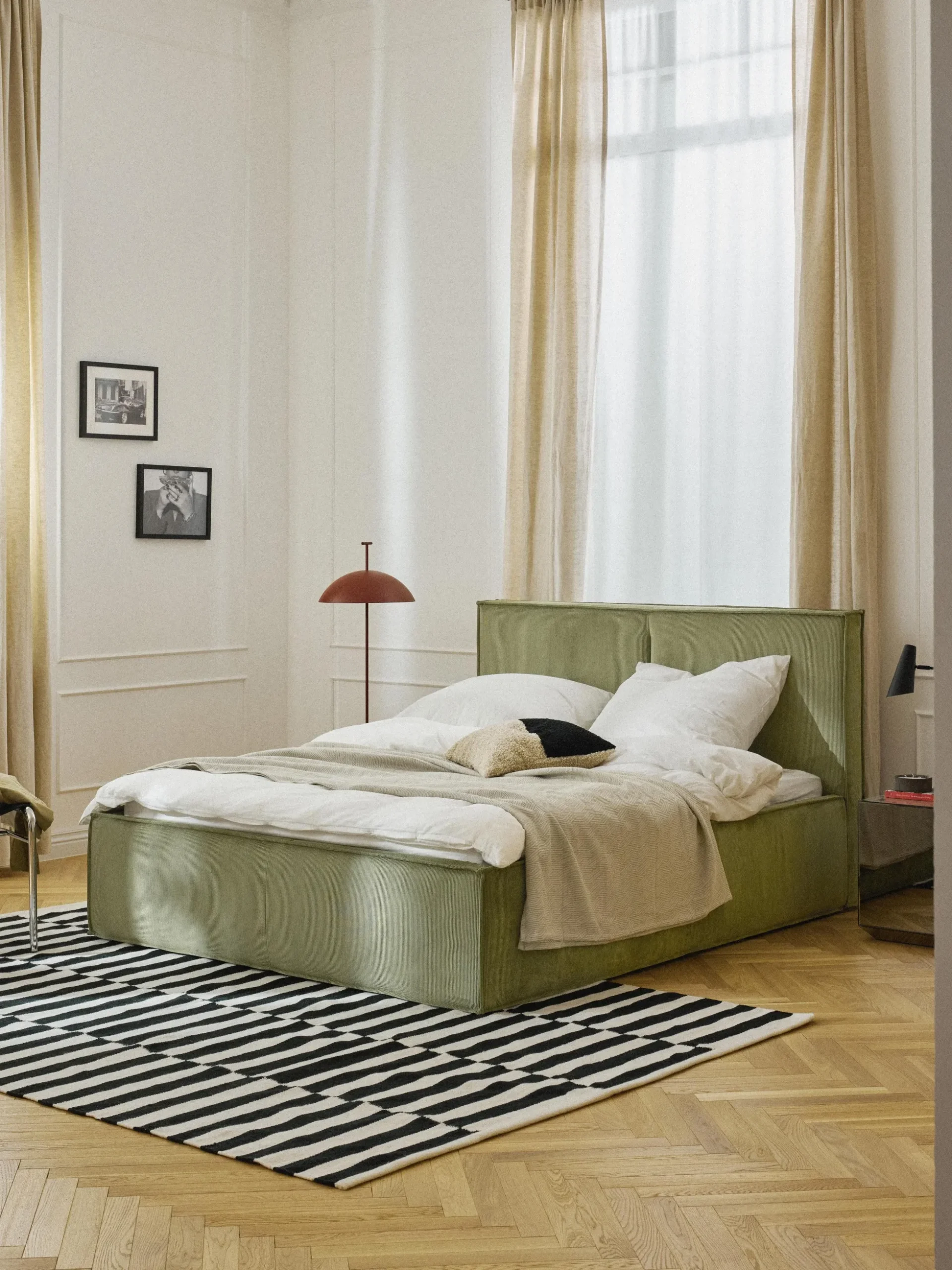 Letto imbottito in velluto a coste con spazio contenitore aggiuntivo Dream
