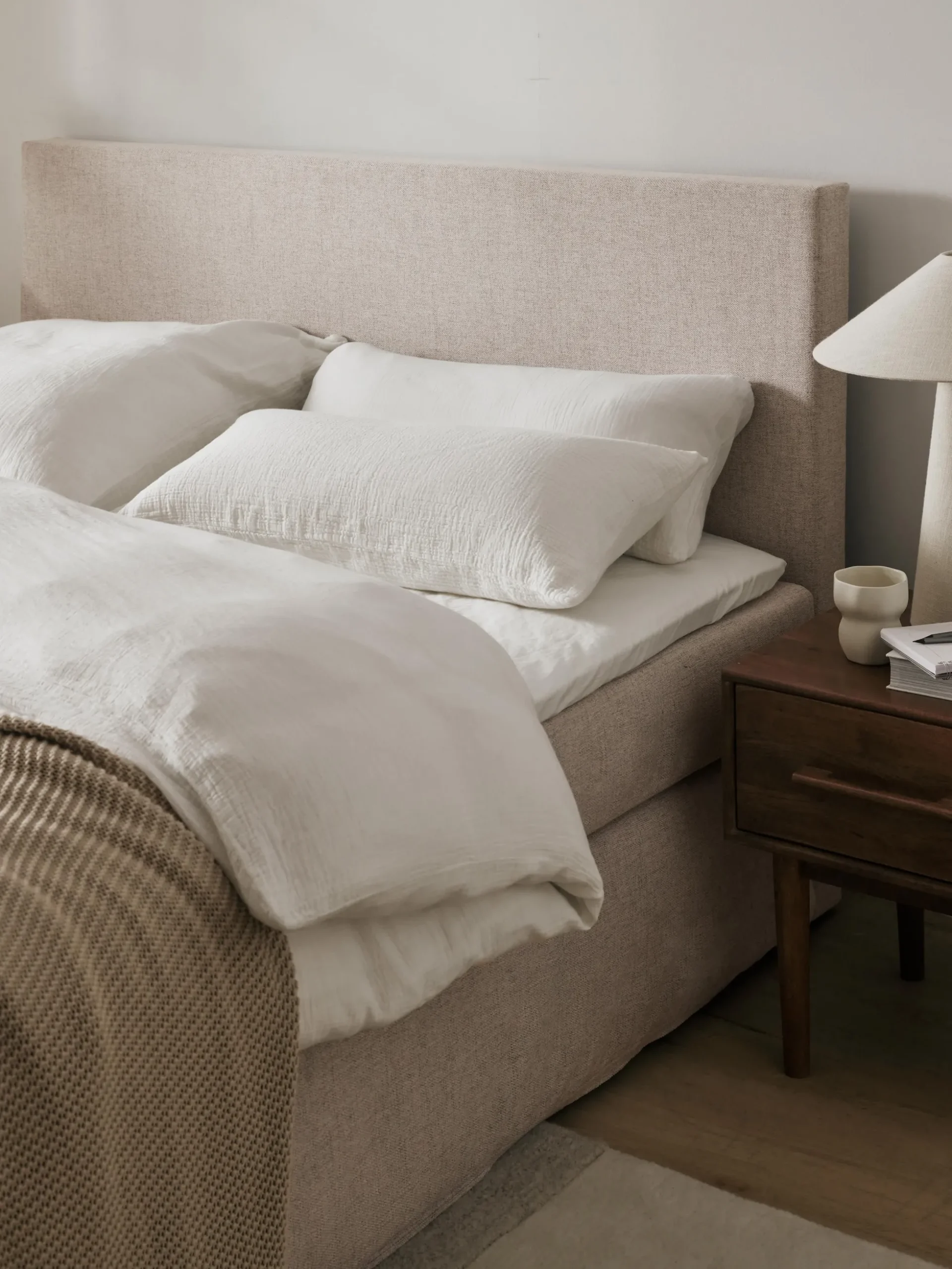 Letto boxspring Eliza