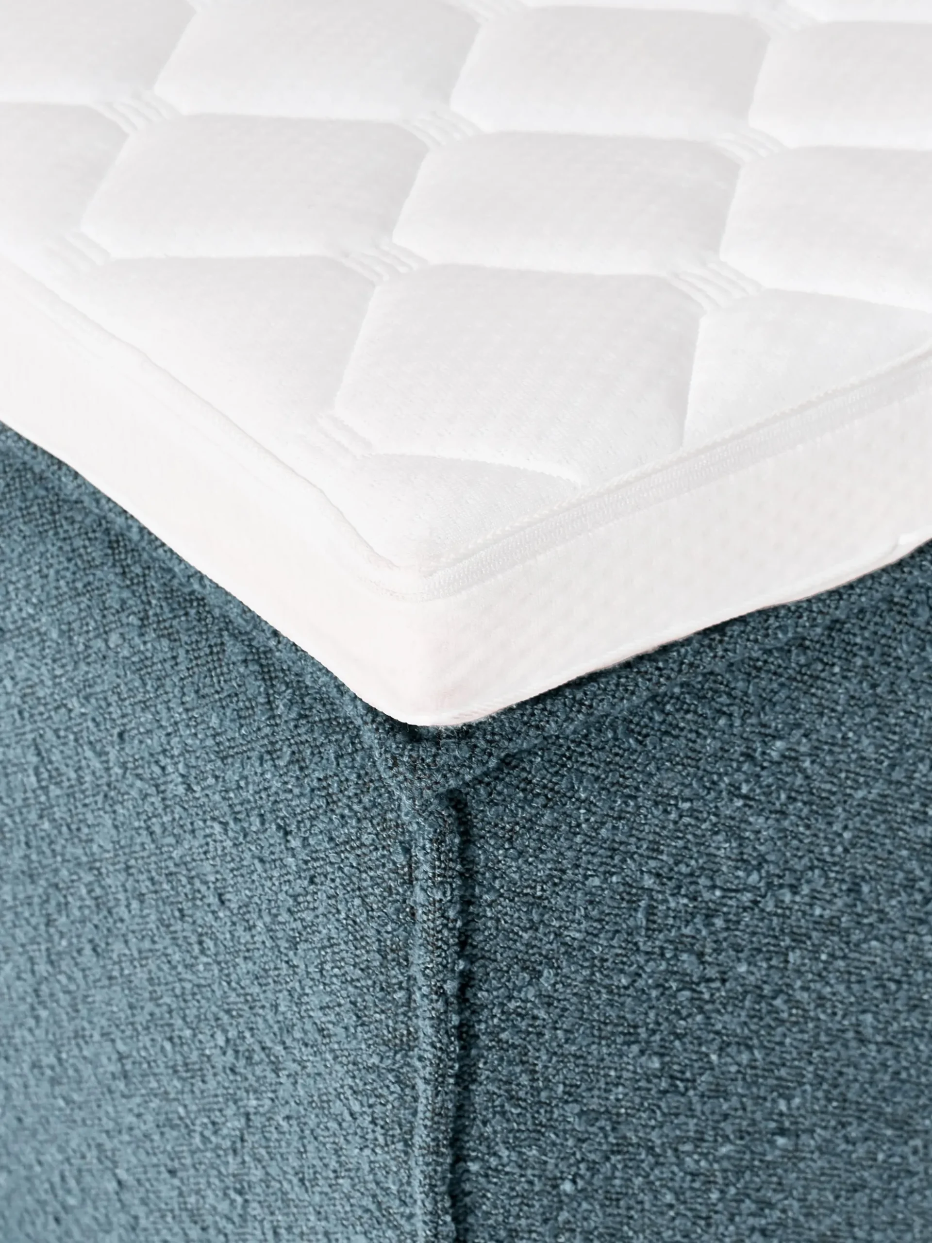 Letto boxspring in bouclé Lennon