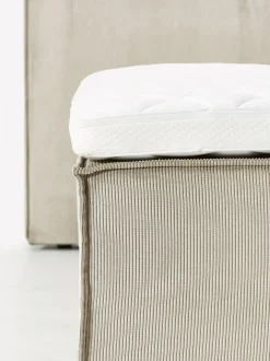 Letto boxspring in velluto a coste Lennon