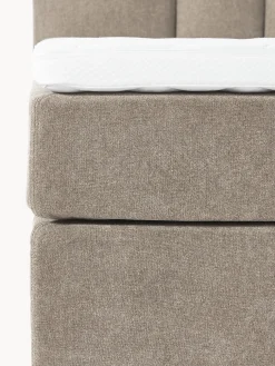 Letto boxspring Romia