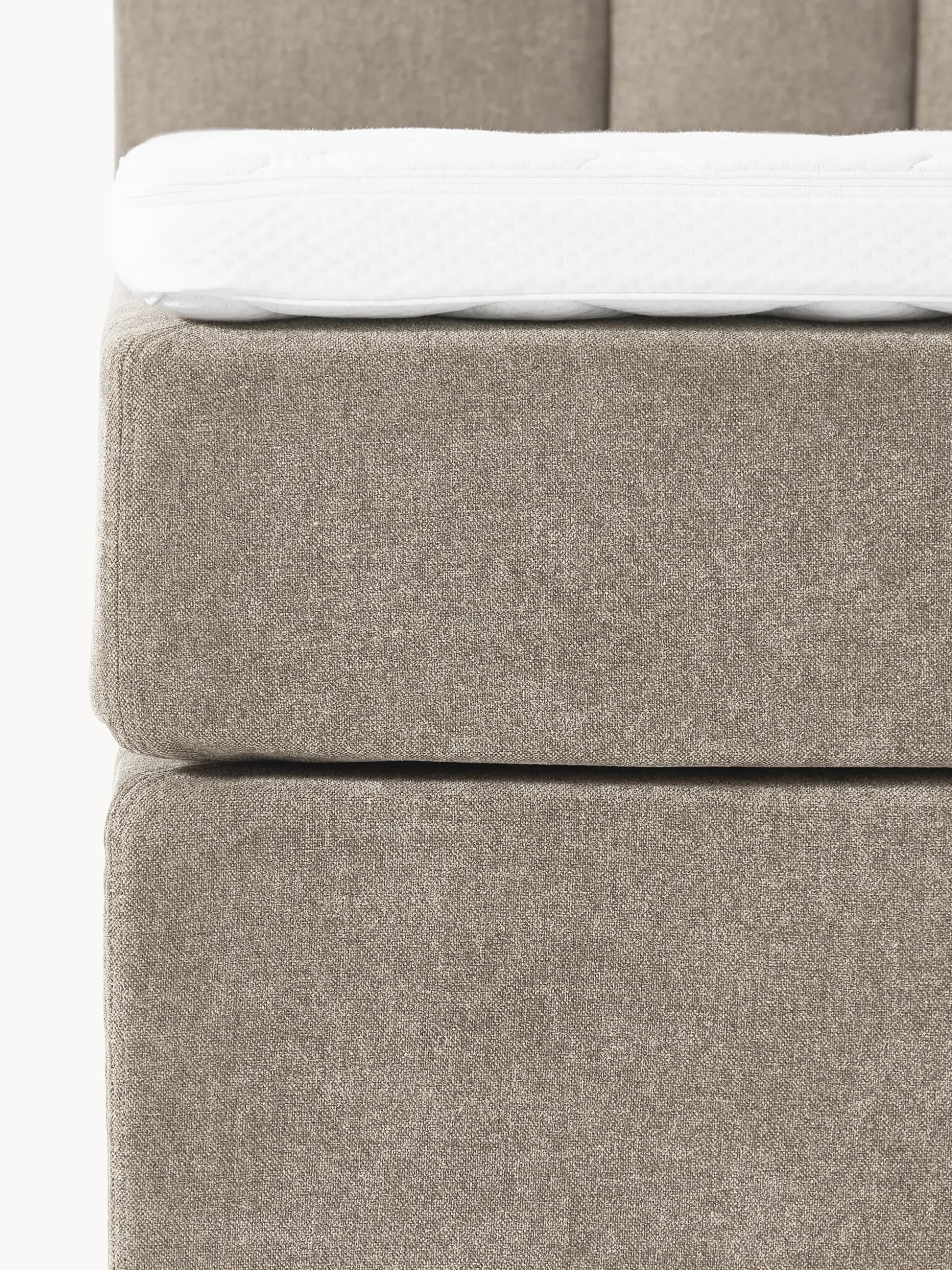 Letto boxspring Romia
