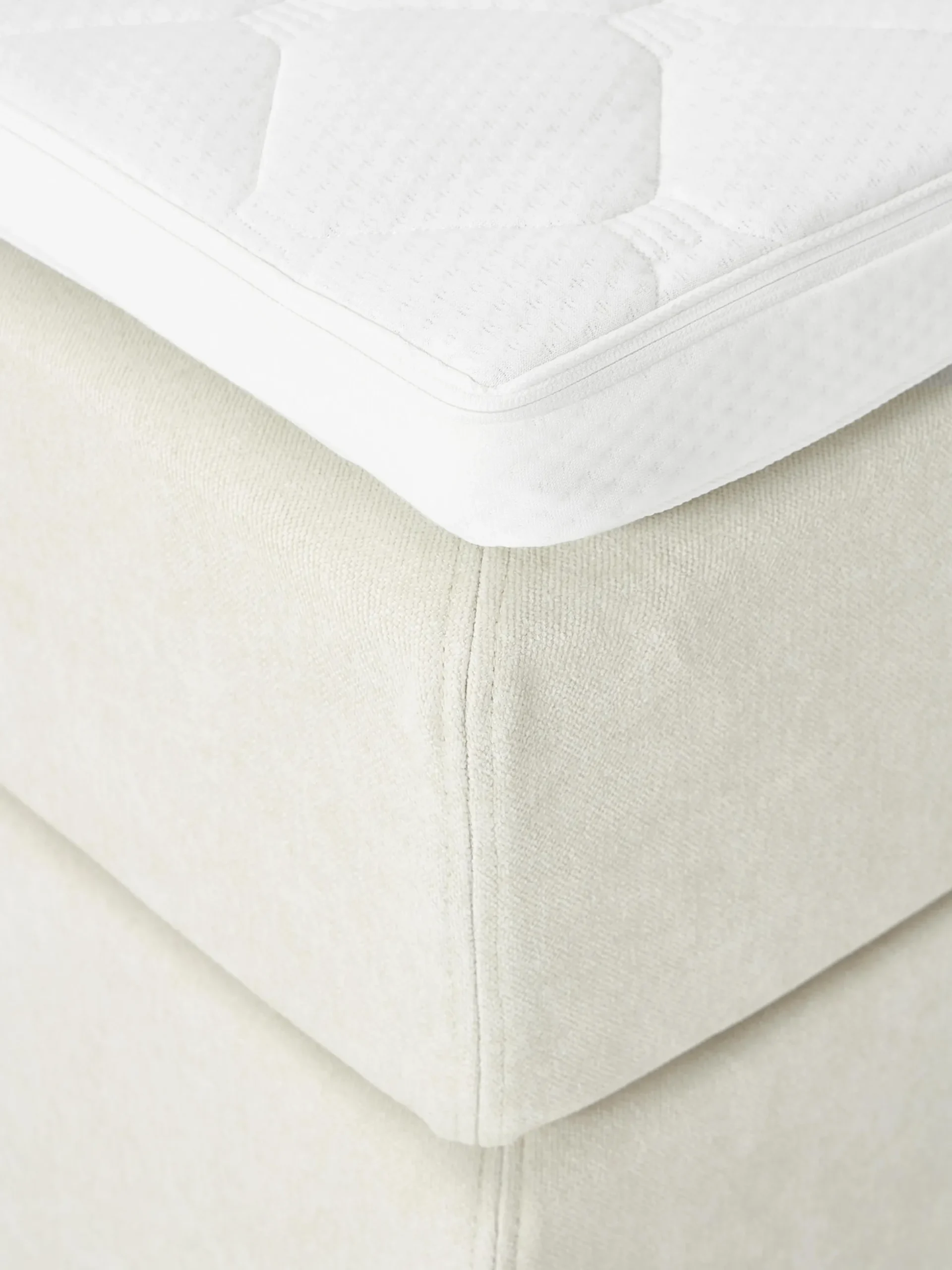 Letto boxspring Romia
