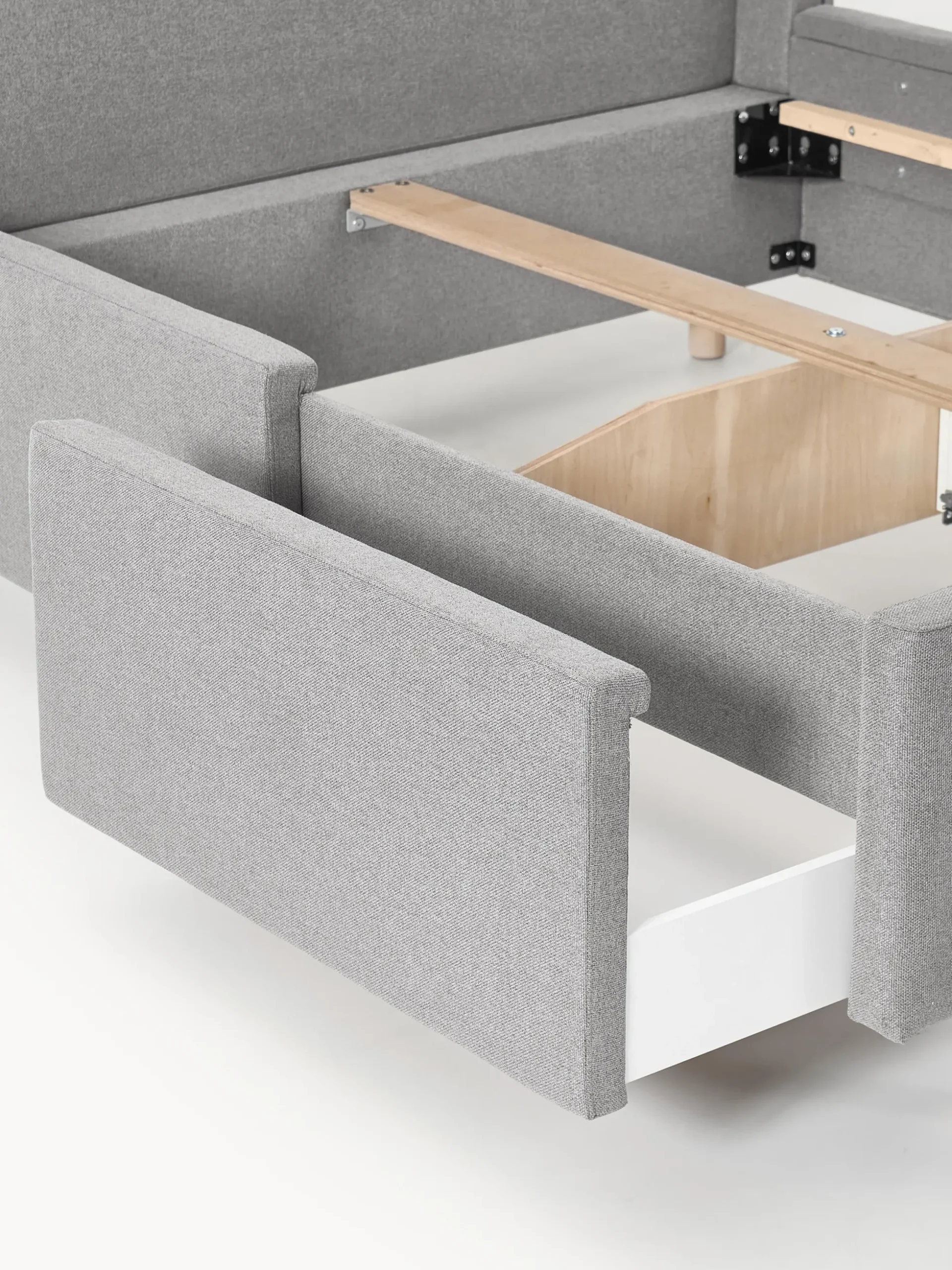 Letto imbottito con cassetti Arche
