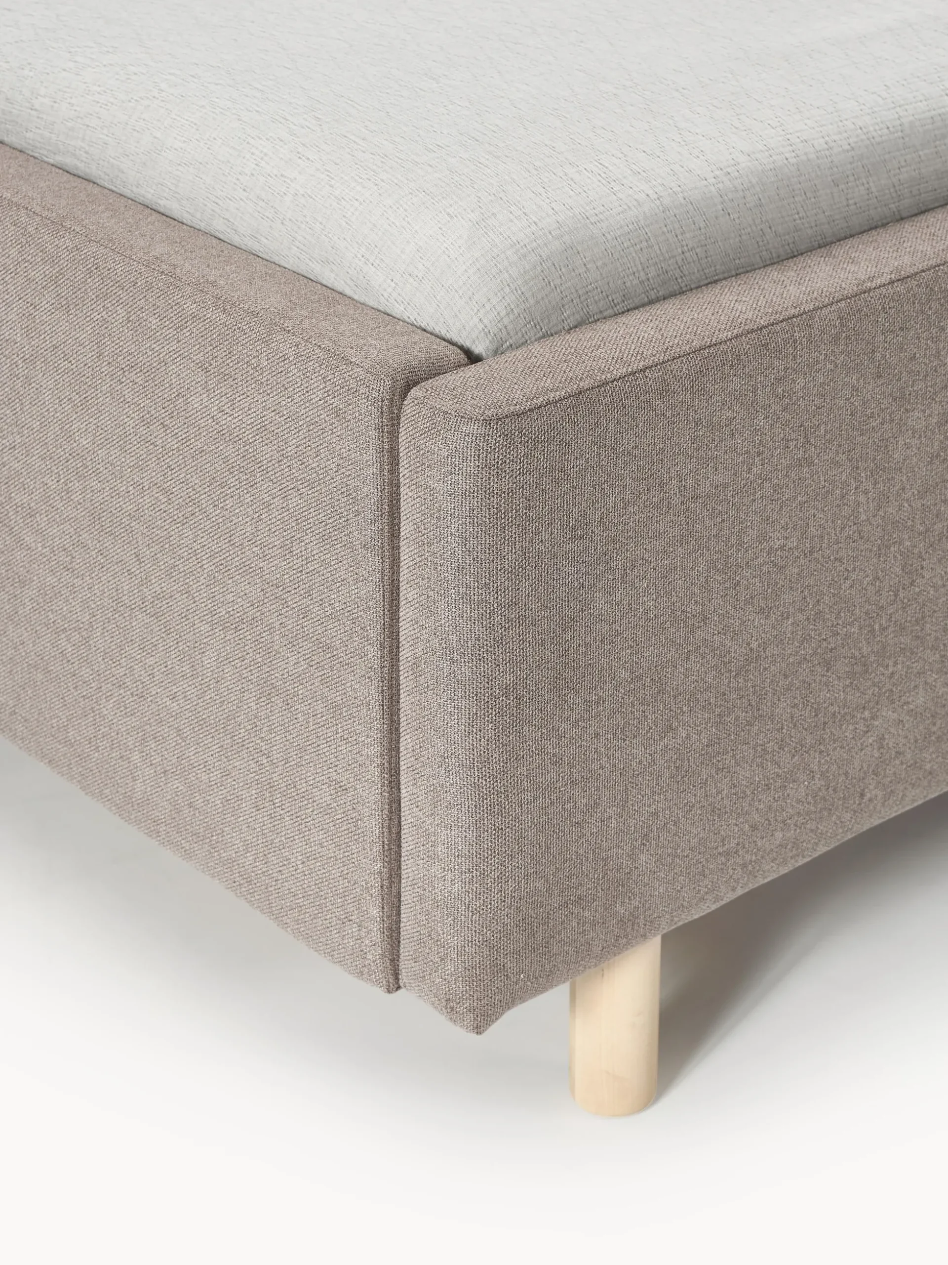 Letto imbottito con cassetti Arche