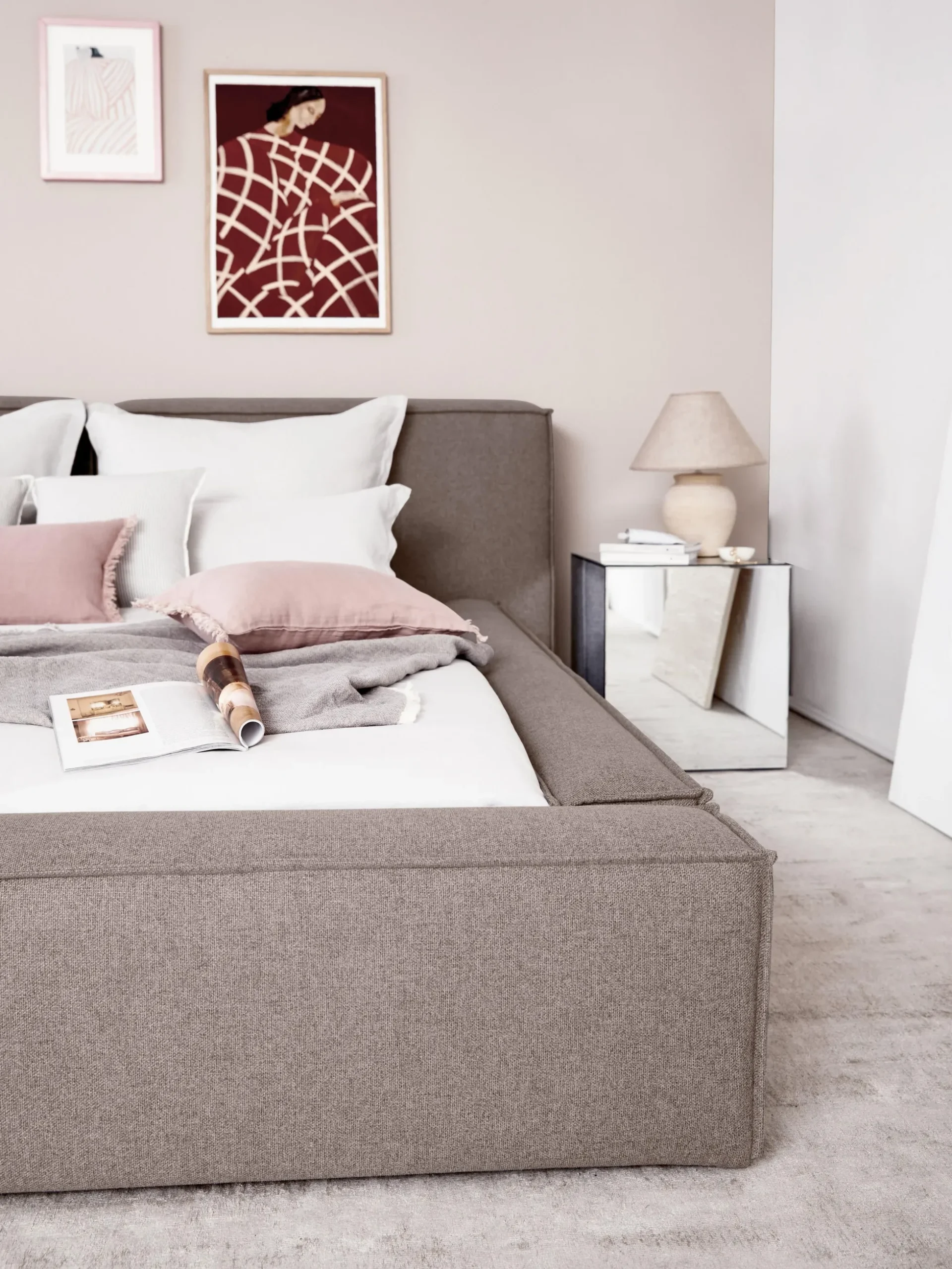 Letto imbottito con contenitore Lennon