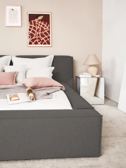 Letto imbottito con contenitore Lennon