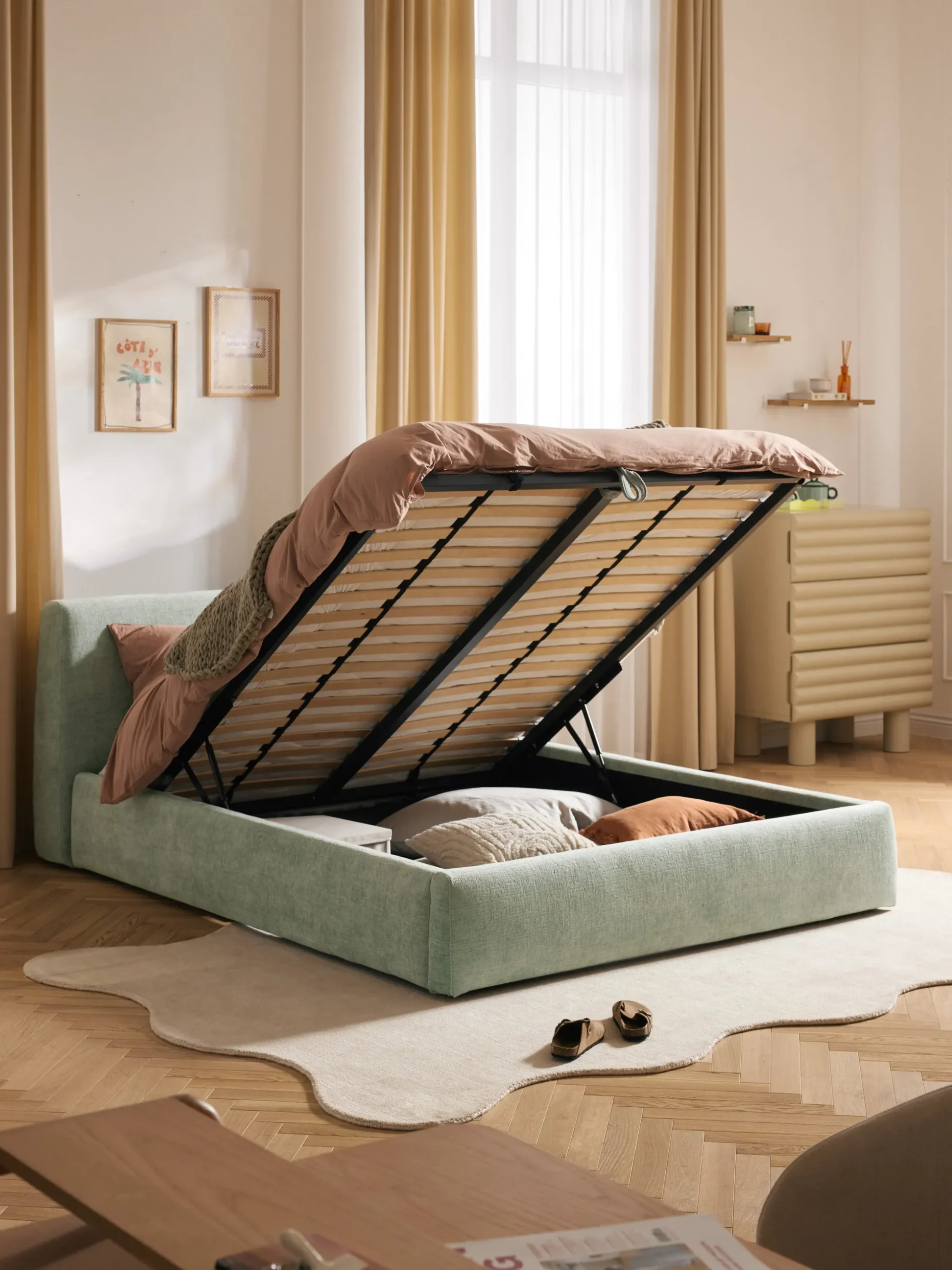Letto imbottito con contenitore Cloud