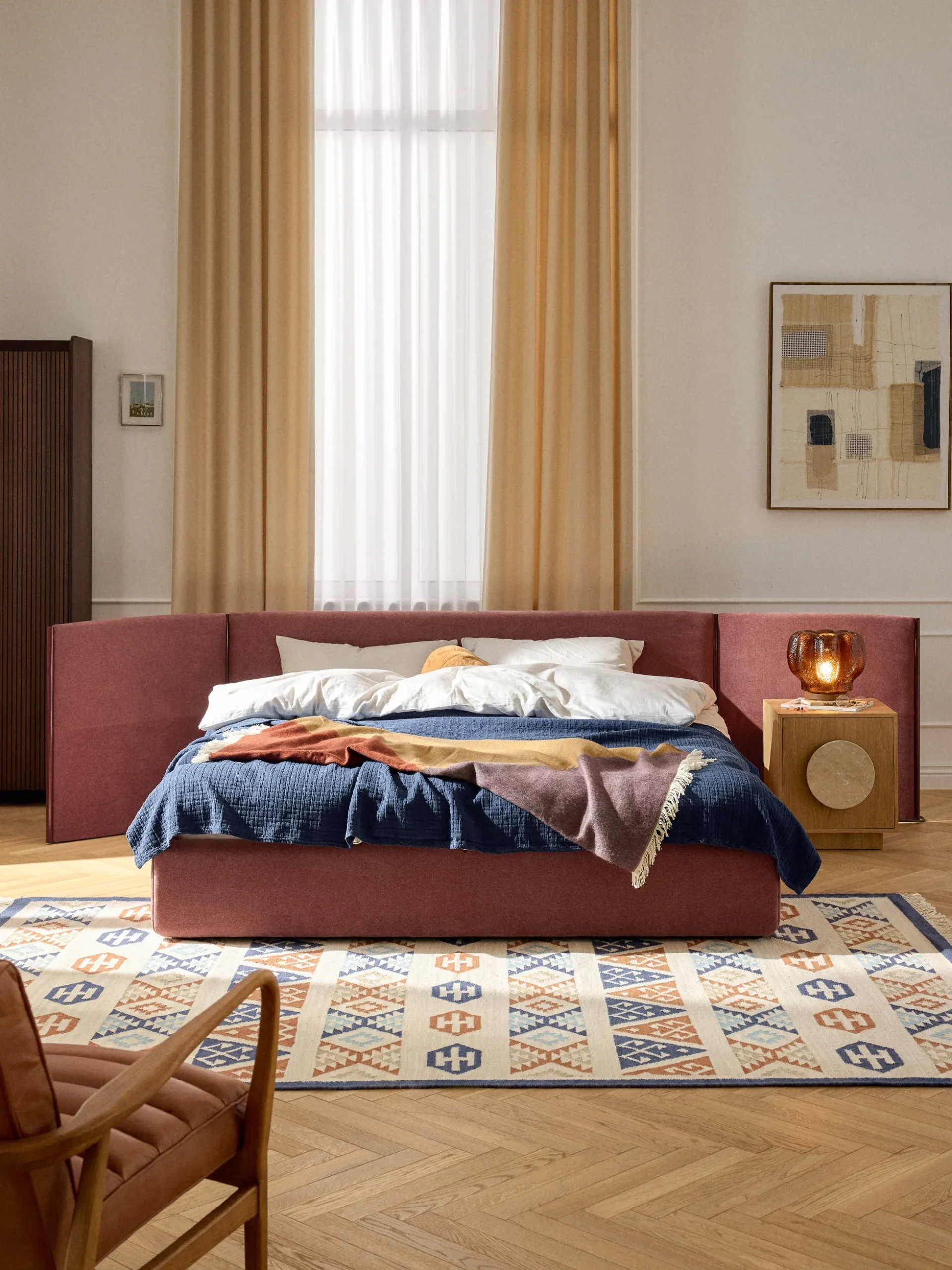 Letto imbottito con testiera ribaltabile Otis