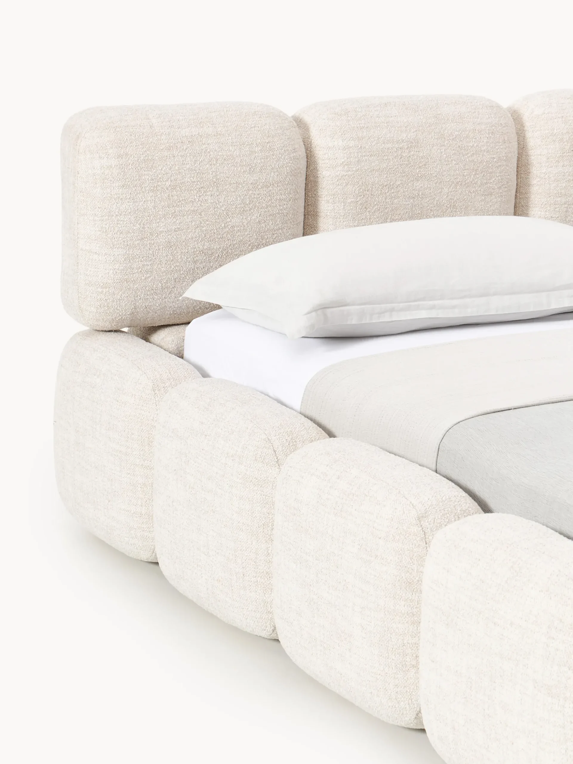 Letto imbottito in bouclé con contenitore Tayla