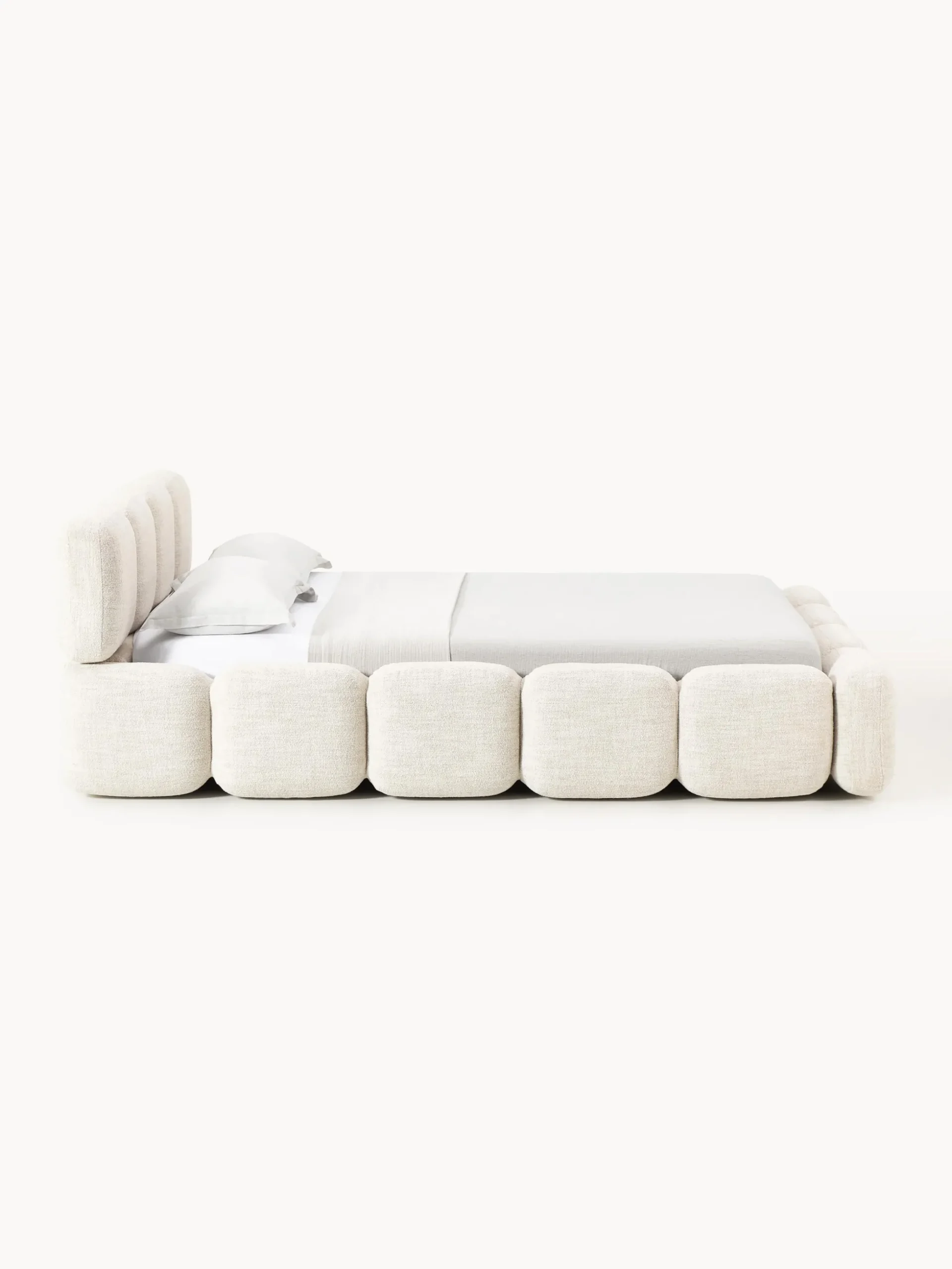 Letto imbottito in bouclé con contenitore Tayla