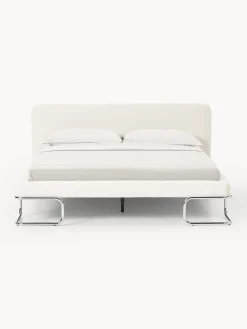 Letto imbottito in bouclé con gambe in metallo Olina