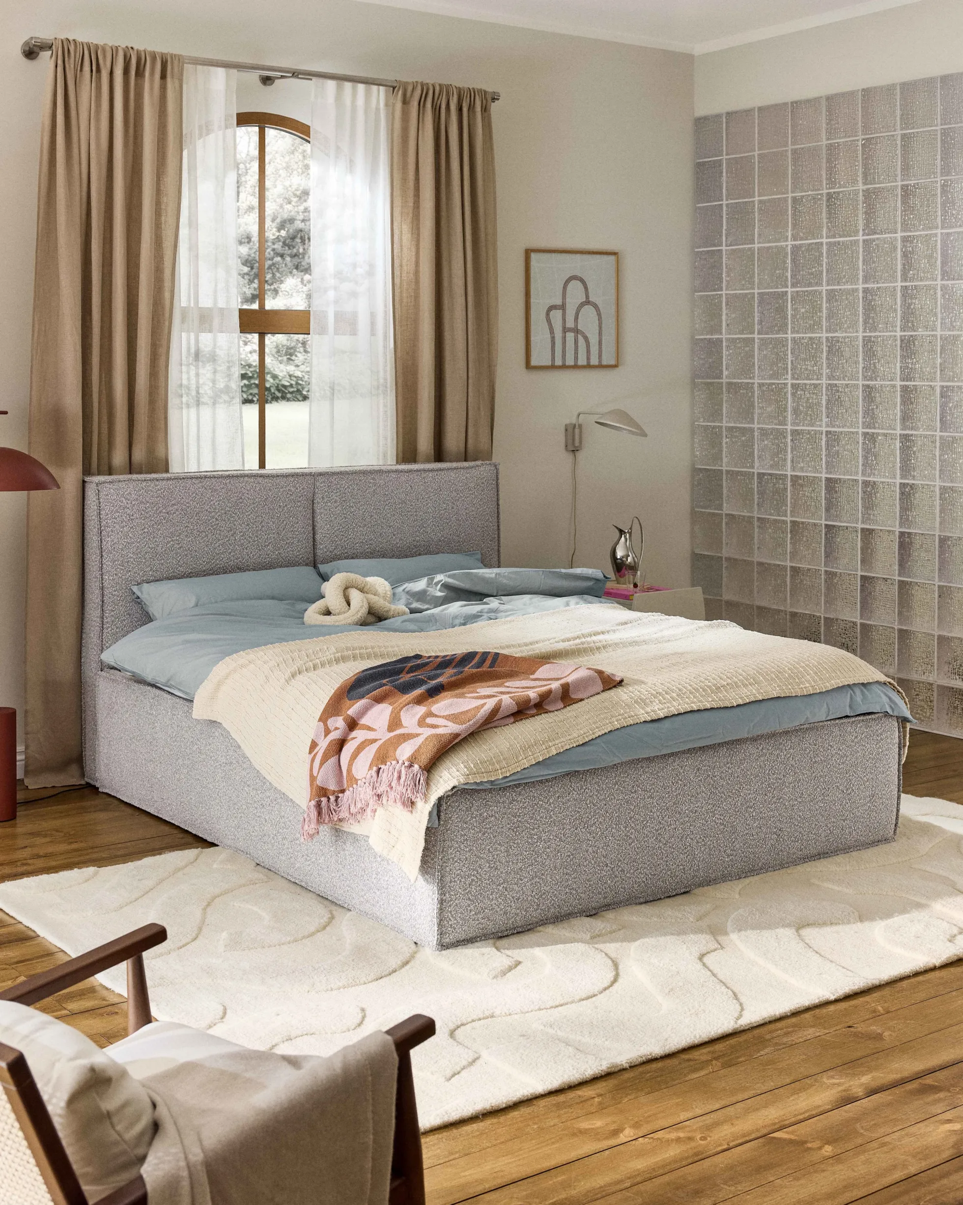 Letto imbottito in bouclé Dream