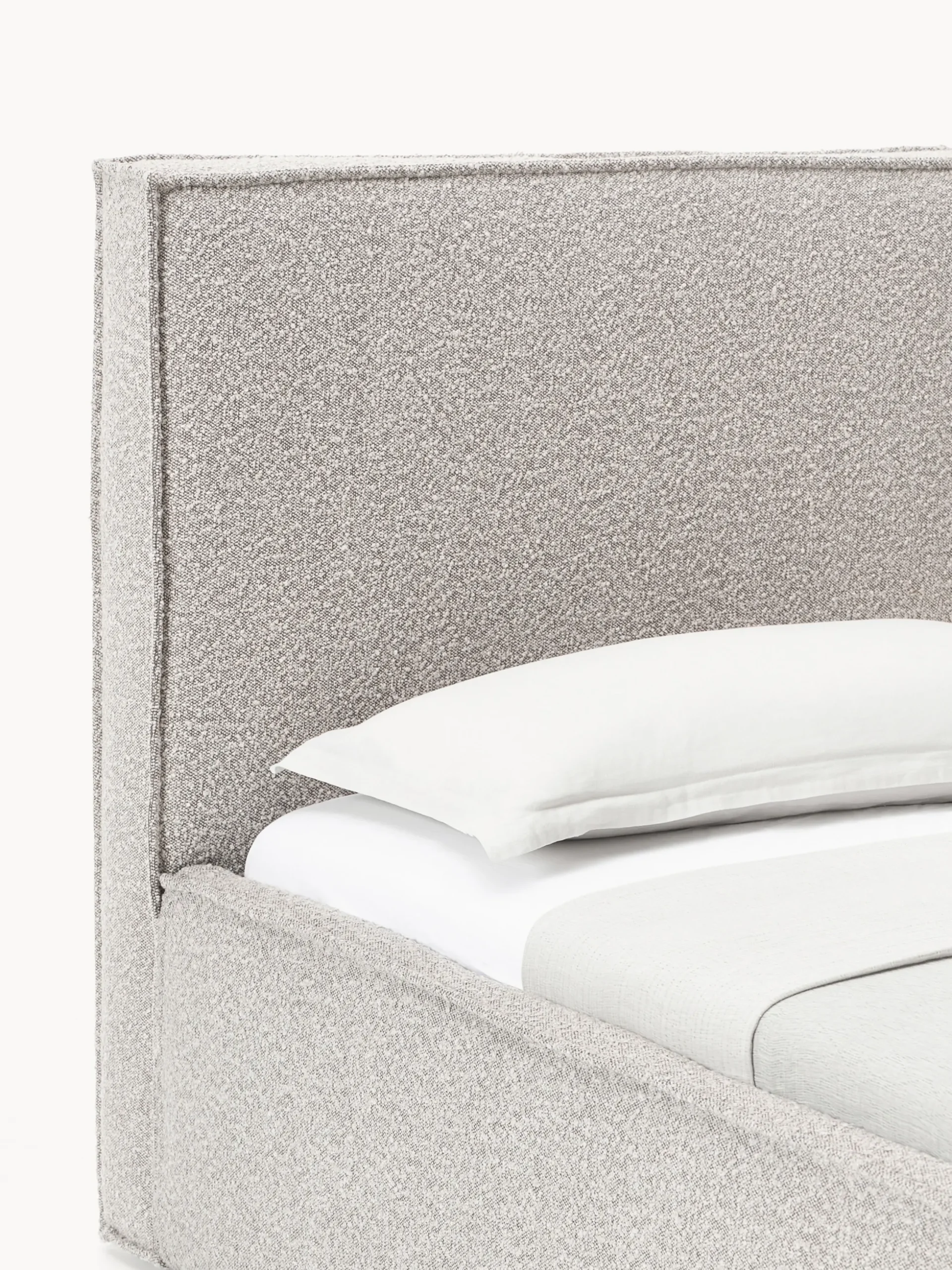 Letto imbottito in bouclé Dream