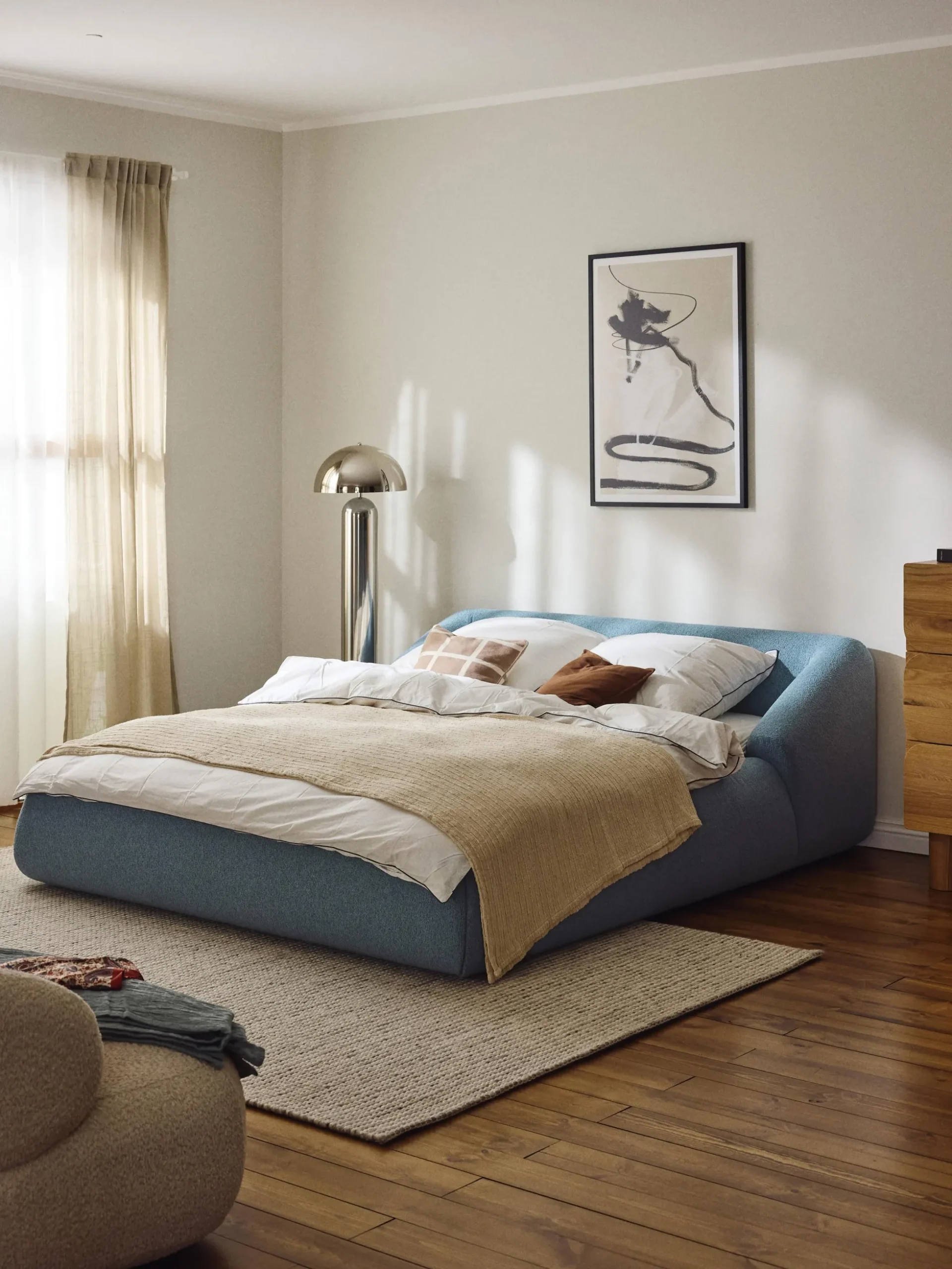 Letto imbottito in bouclé Sofia