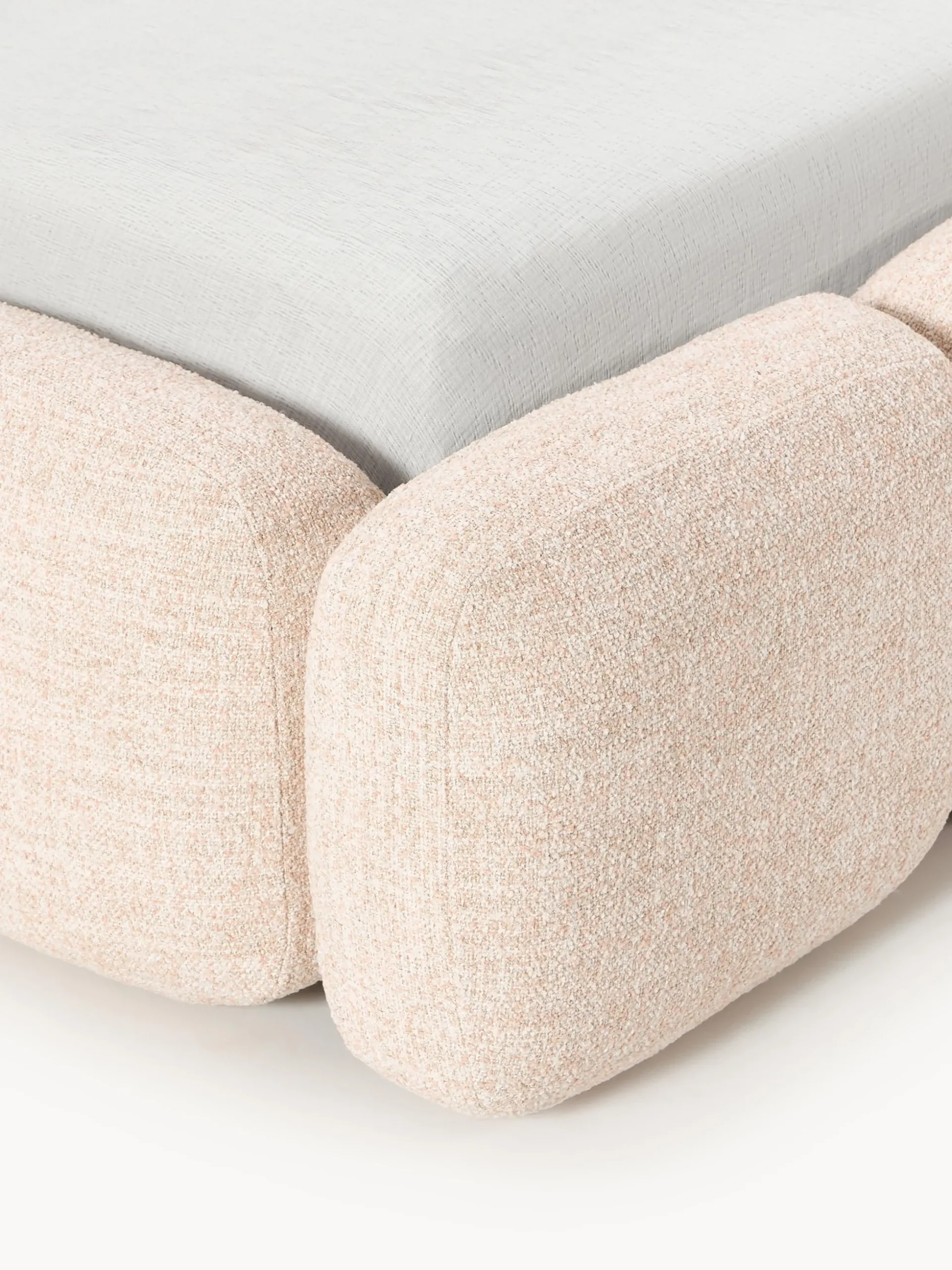 Letto imbottito in bouclé Tayla
