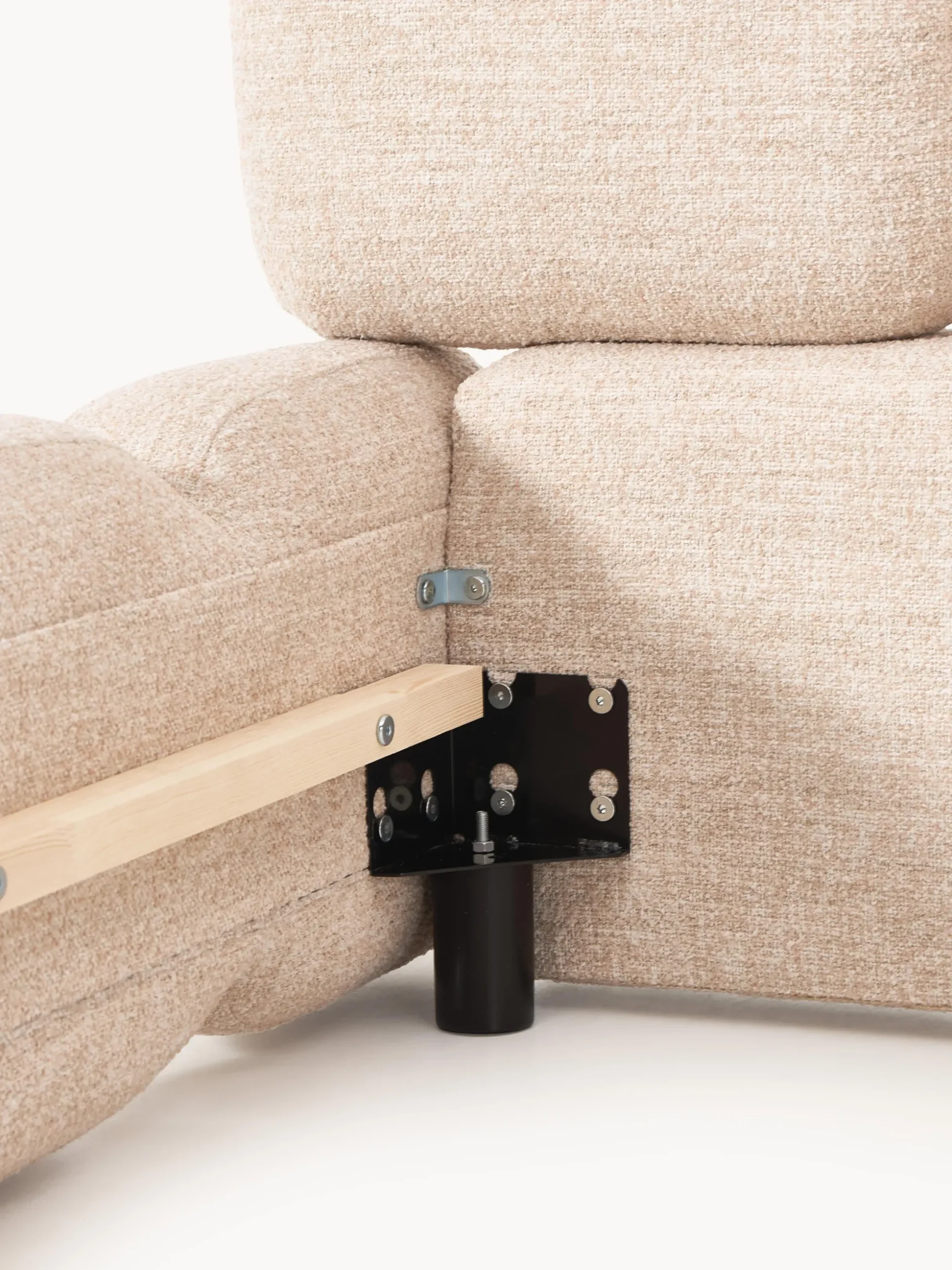 Letto imbottito in bouclé Tayla