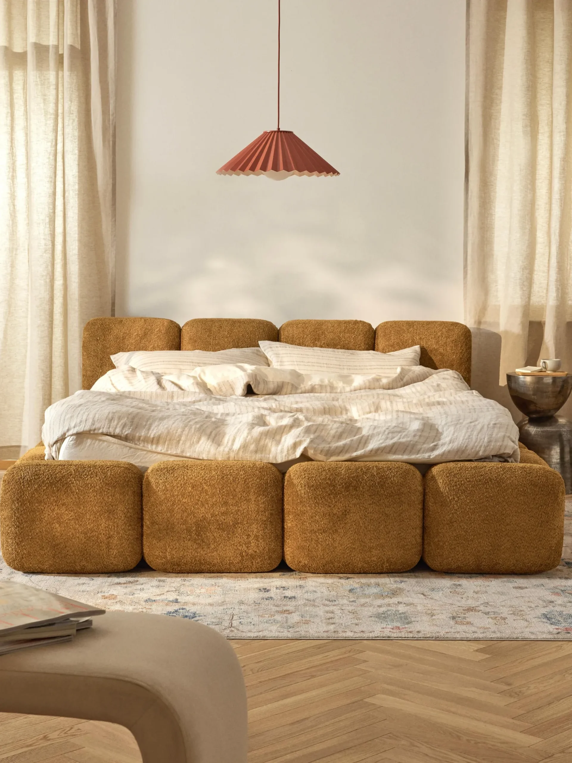 Letto imbottito in teddy-bouclé Tayla