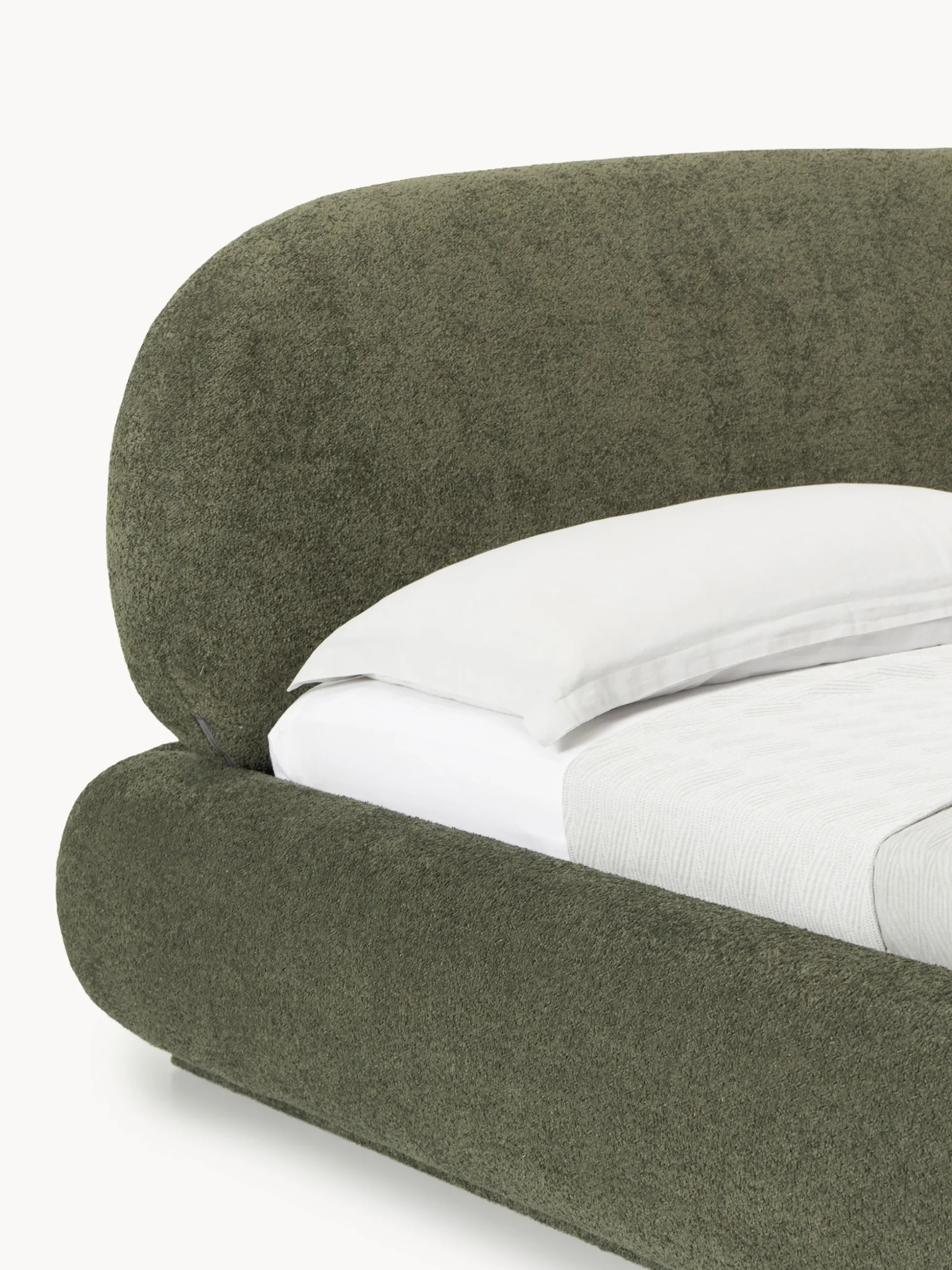 Letto imbottito in teddy bouclé con contenitore Alba