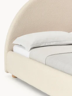 Letto imbottito in teddy Ebba