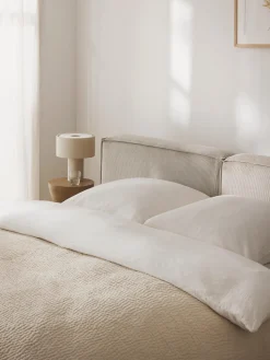 Letto imbottito in velluto a coste Lennon