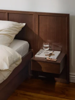 Letto in legno con comodini e testiera Nanto