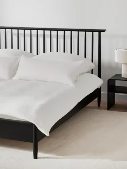 Letto in legno di pino con testiera Windsor