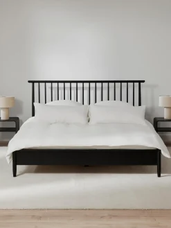 Letto in legno di pino con testiera Windsor