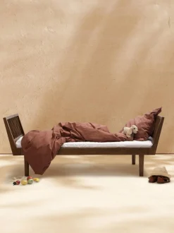 Letto per bambini fatto a mano in legno di quercia Eli, 90 x 160 cm