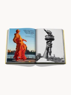 Libro da tavolino From Louis To Vuitton