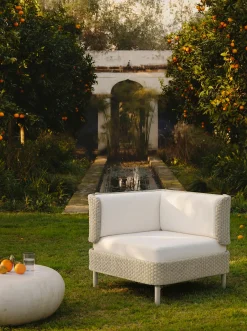 Modulo angolare da giardino con copertura protettiva Hani