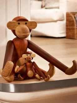 Oggetto decorativo fatto a mano in legno di teak Monkey, alt. 19 cm