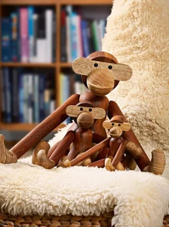 Oggetto decorativo fatto a mano in legno di teak Monkey, alt. 19 cm