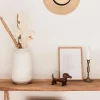 Oggetto decorativo in legno di noce fatto a mano Dog