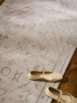 Passatoia in viscosa intrecciata a mano Shaila